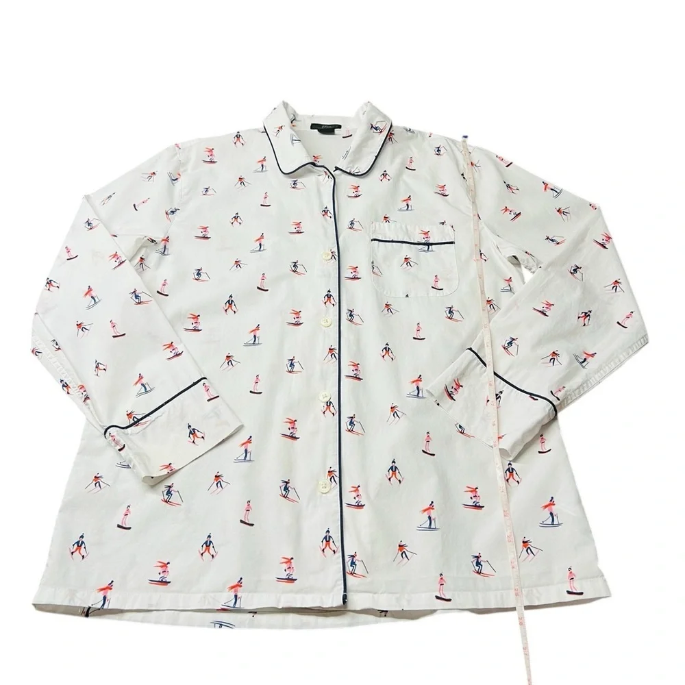 J. Crew White Pajama Shirt with Red and Blue Skier Print Men’s Size Medium